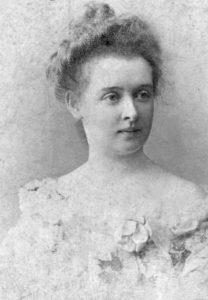 Марфа Валериановна, супруга губернатора. 1908 г. Марфа Валериановна, супруга губернатора. 1908 г.